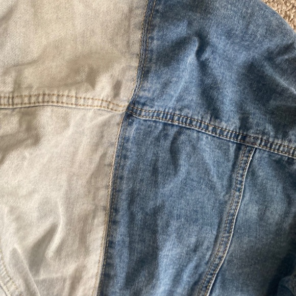 Shein Women’s Two Color Half and Half Distressed Long Sleeve Denim Jacket Size S - Picture 10 of 14